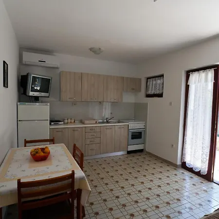 Katic Apartment *