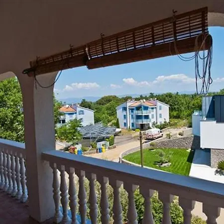 Katic 아파트 반타치치